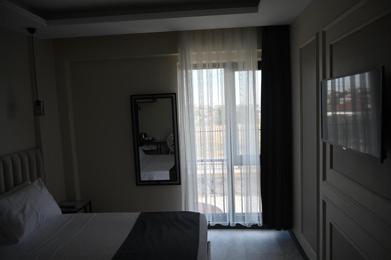 Main Airport Hotel Arnavutkoy Buitenkant foto